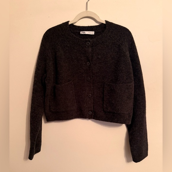 Zara Boxy Cropped Cardigan - Picture 3 of 5
